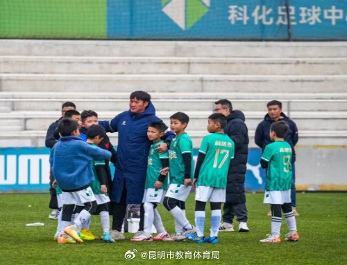 小狼也引领